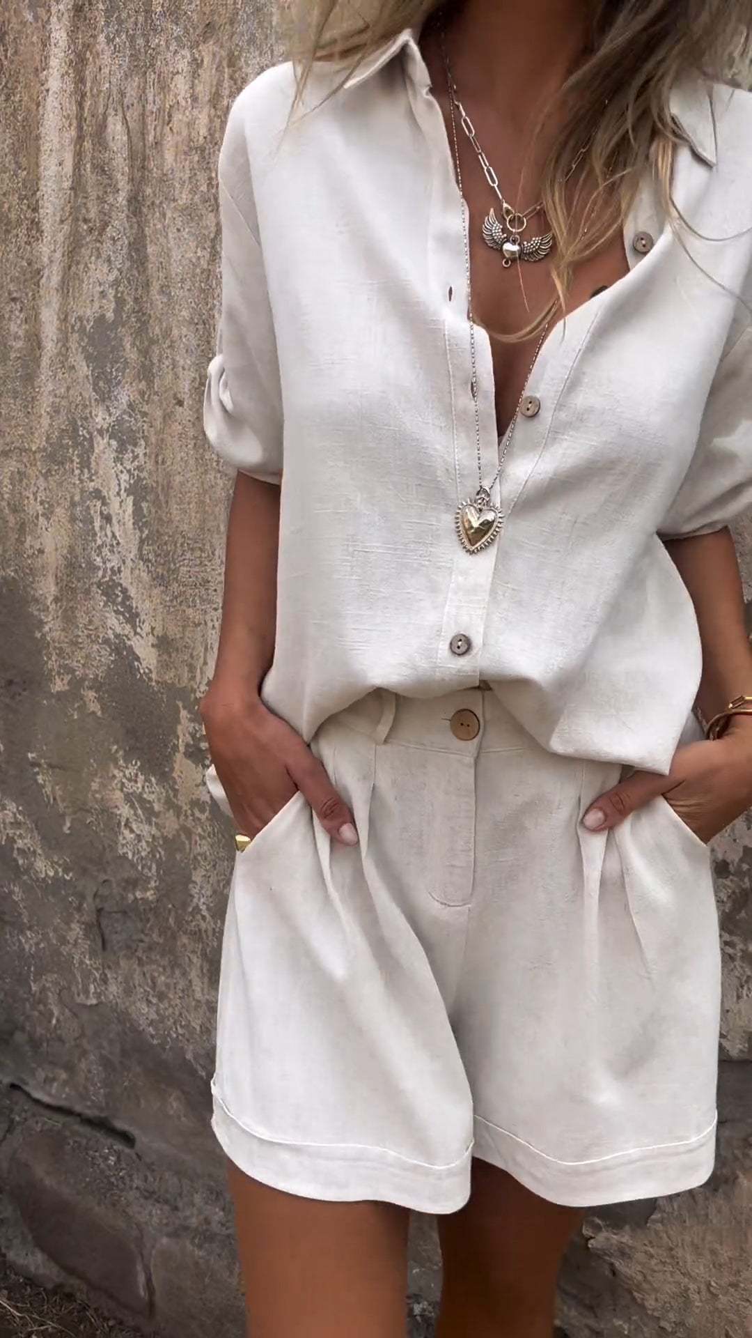 Kısa Kollu Takım Elbise Moda Yaka Düğmeli Gömlek Üst Ve Cep Şort